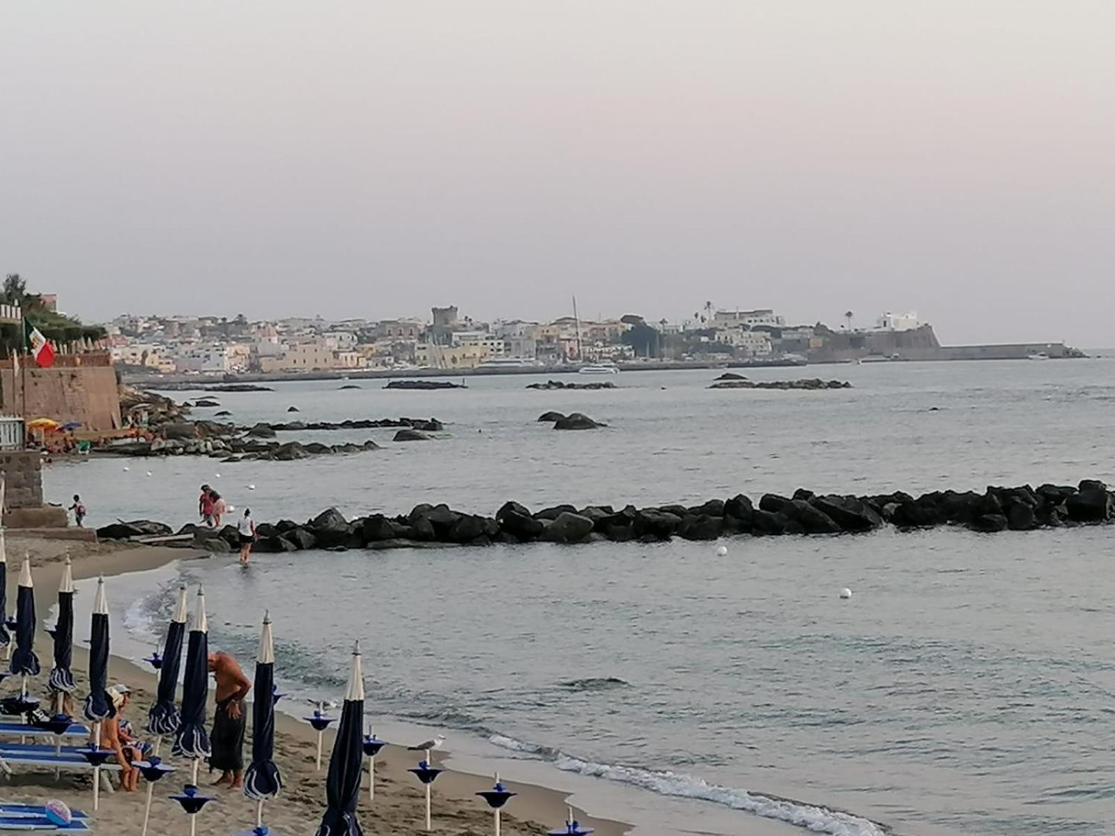 Il Torrione Sul Mare G1 Lejlighed Forio di Ischia Eksteriør billede